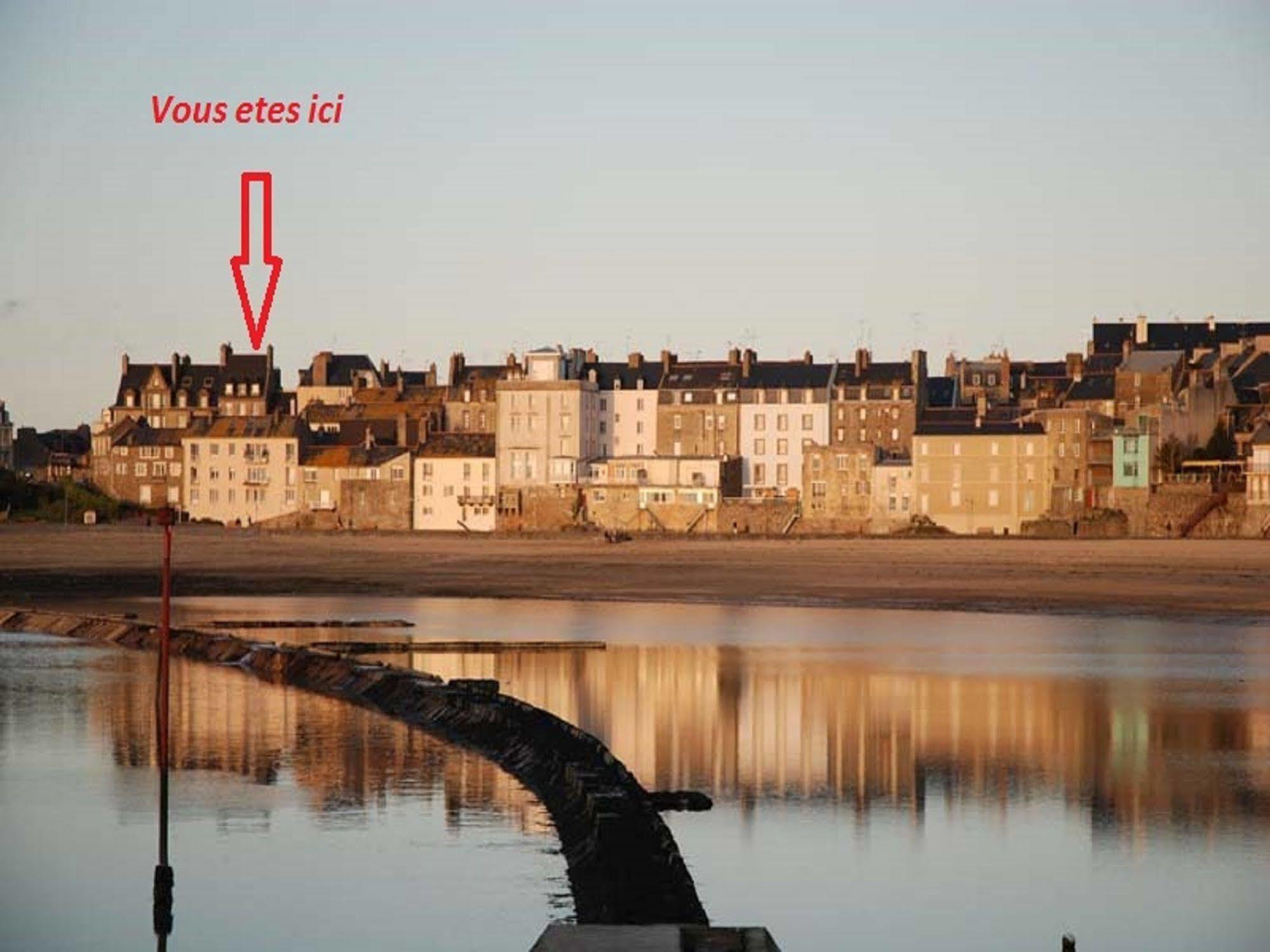 Appartement vue sur mer et sur intra muros st Malo ferry et commerces à 100 m Saint-Malo Esterno foto